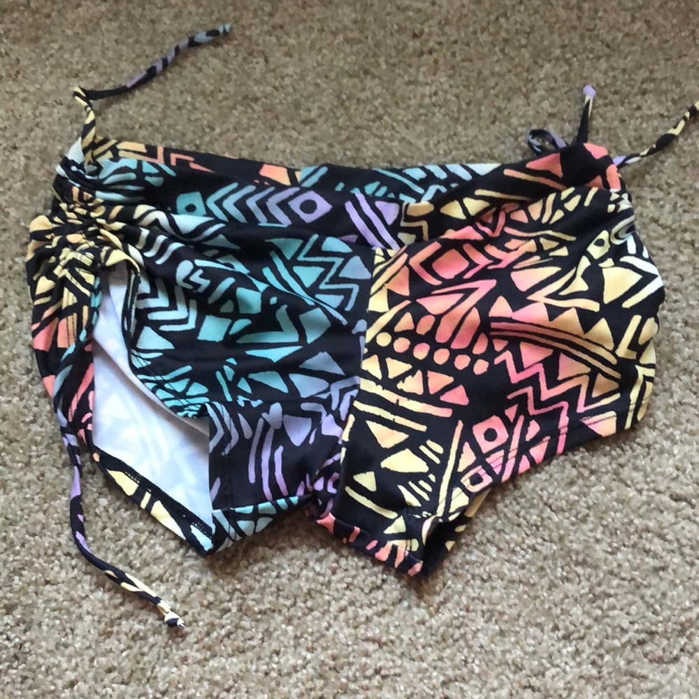 Onzie yoga shorts